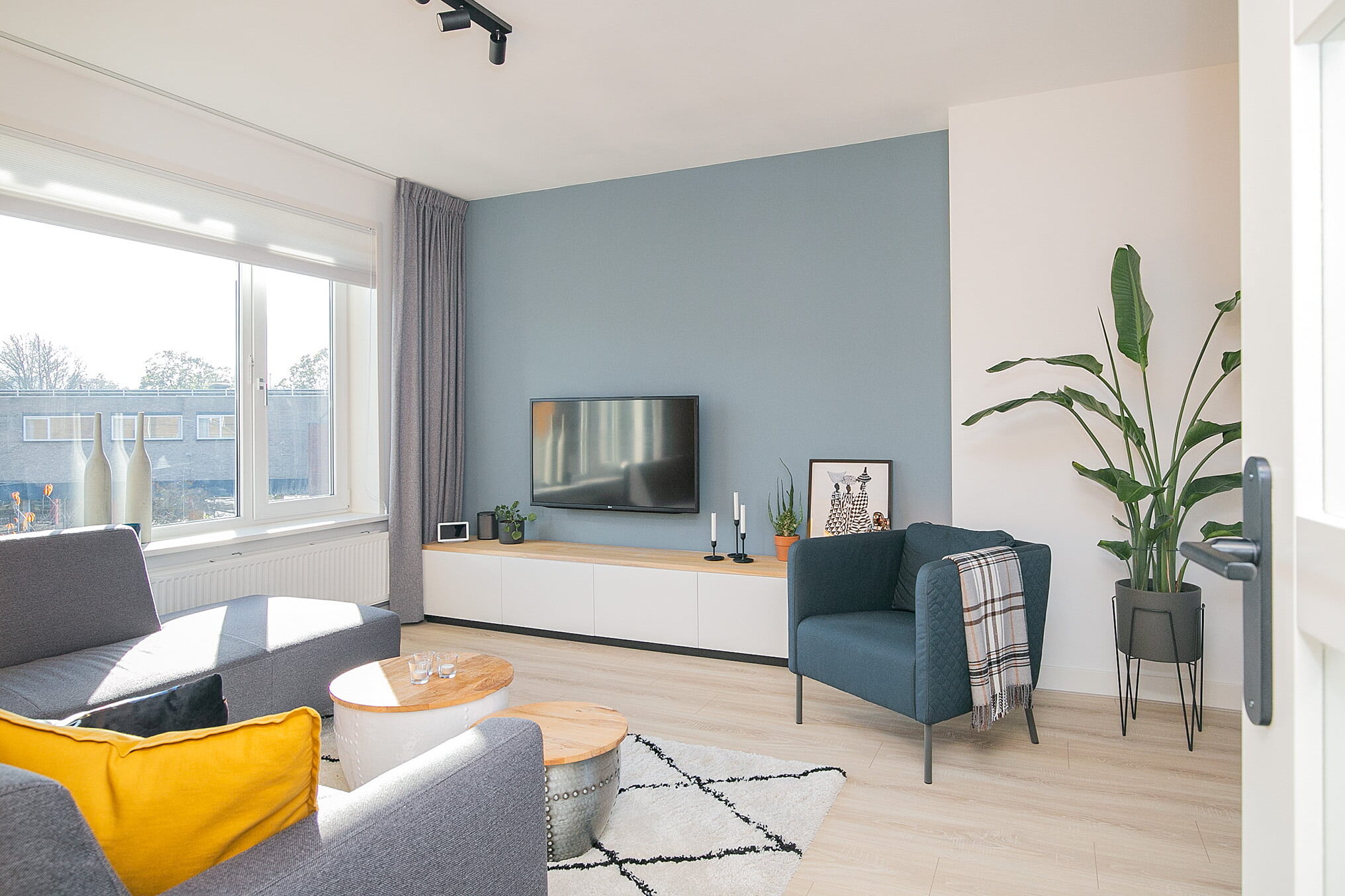 Foto van een modern interieur na verbouwing van de woning.